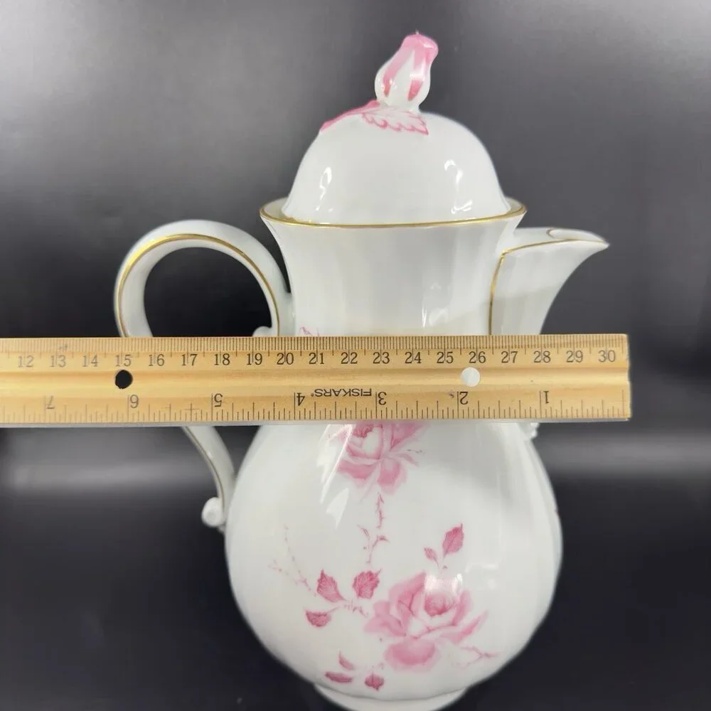 AK Kaiser Porcelain Teapot Rokokoform Dubarry Germany Rose‎ Bud Carafe Mirabell